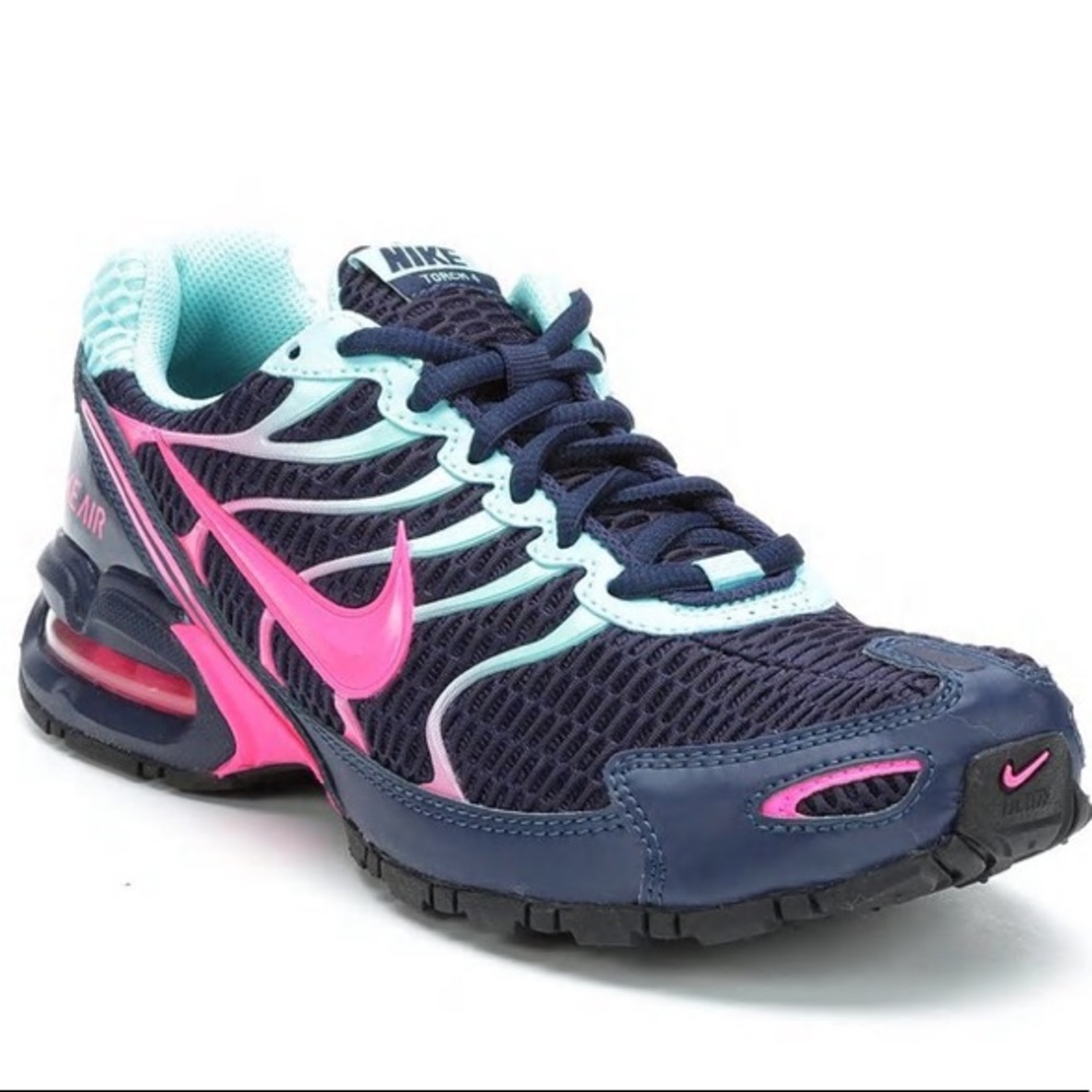 Women's Nike Shoe